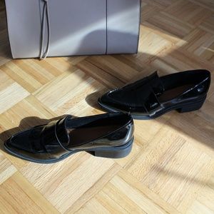 H&M Black Loafers - size 8 / 39